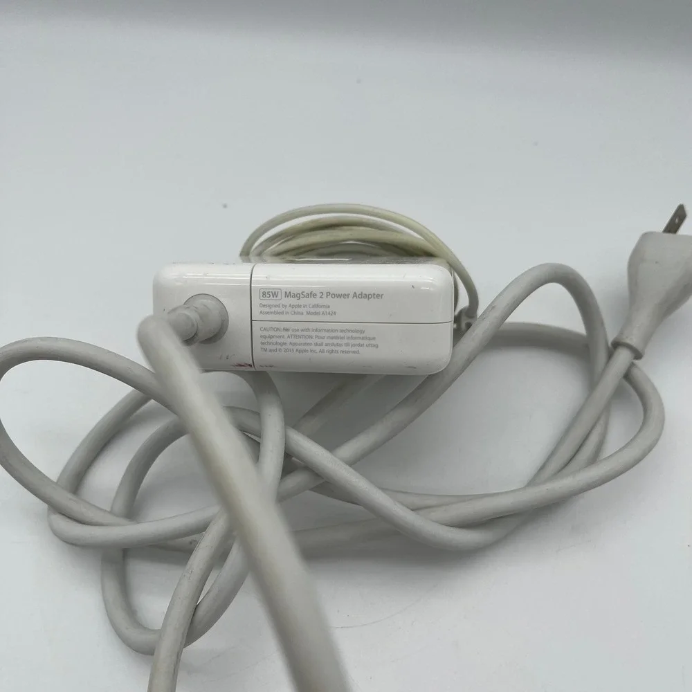 Apple 85W MagSafe 2 Power Adapter MacBook Pro Charger A1424 White OEM